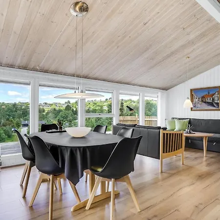 Two-bedroom In Dom wakacyjny *