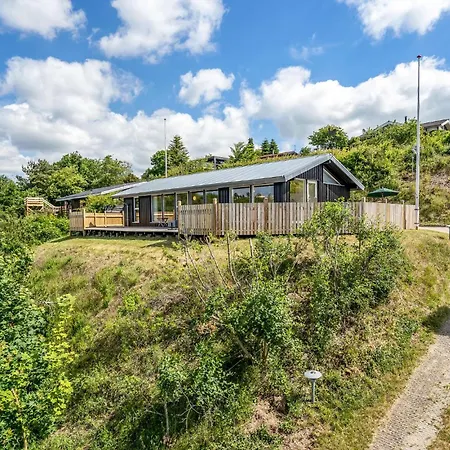 2 Bedroom Awesome In